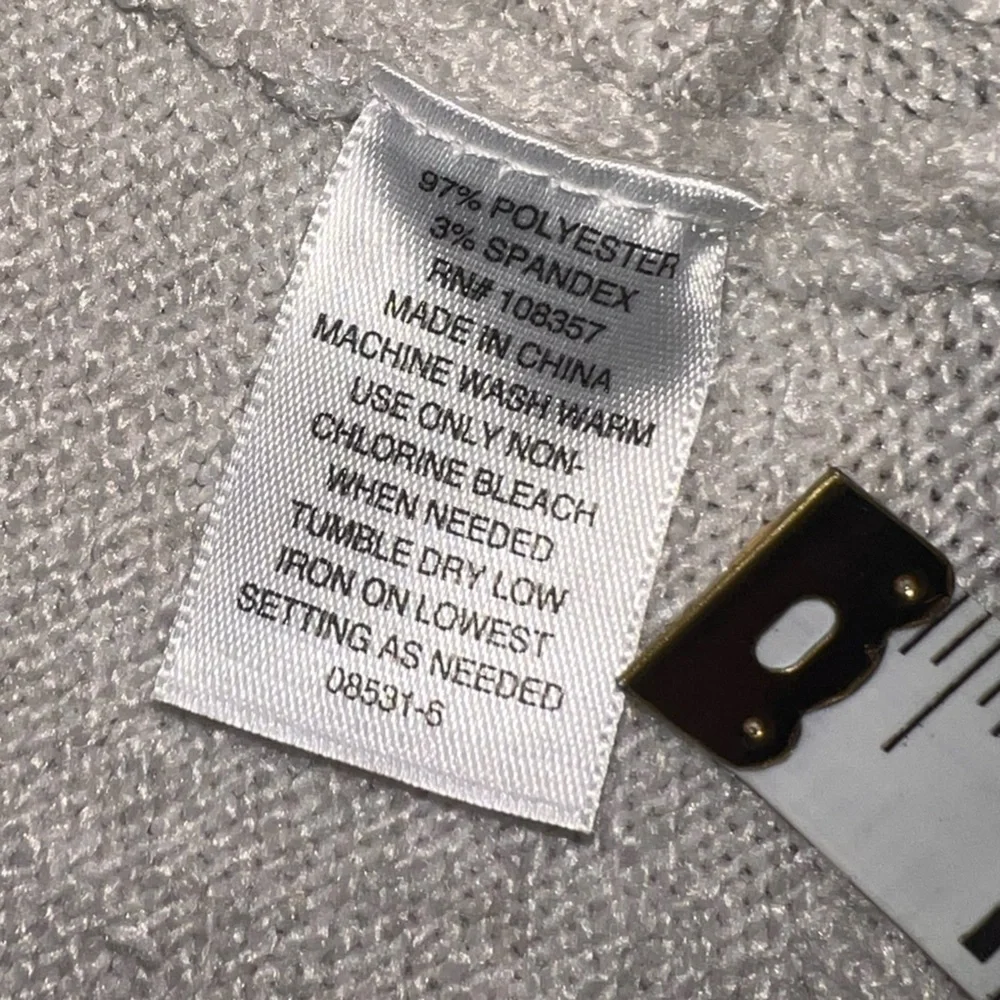 NWOT Womens XL V-Neck Sweater - Picture 6 of 6